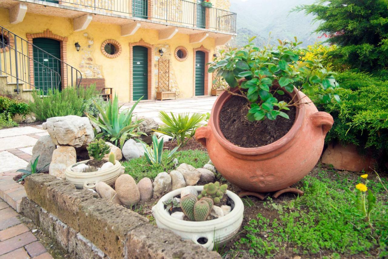 Agriturismo Revena Brentino Belluno Экстерьер фото